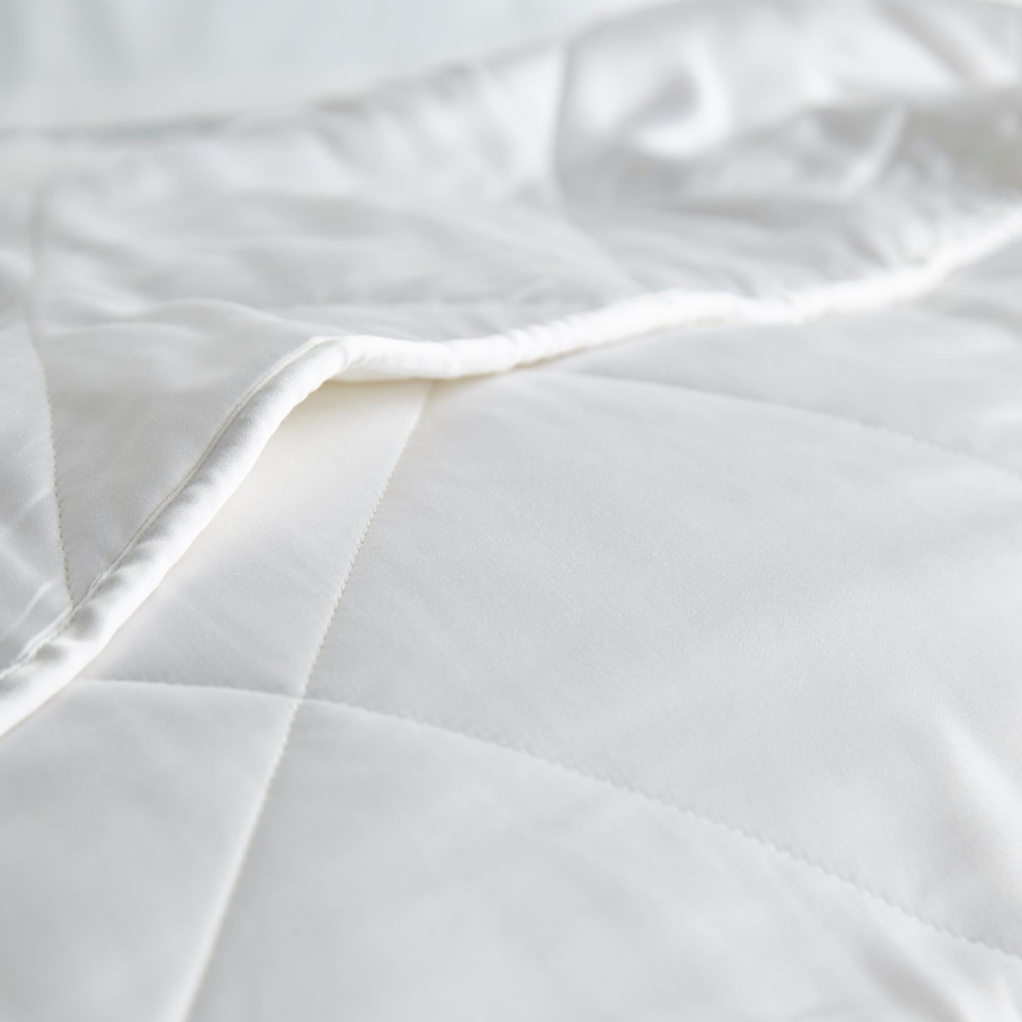 Premium Bamboo Rayon All-Season Duvet Comforter for Cool, Cozy Sleep